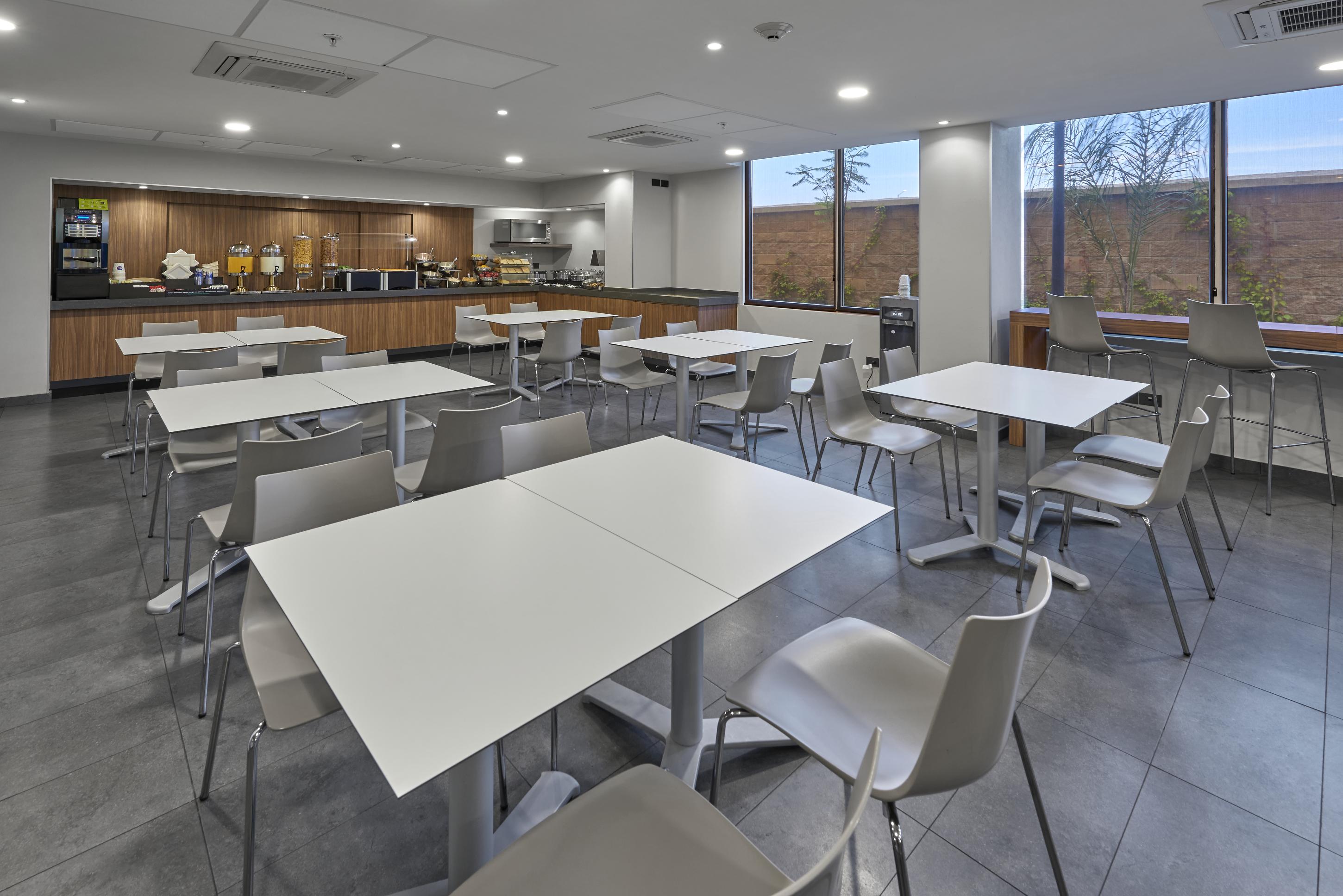 Express Junior By Marriott Otay 3*