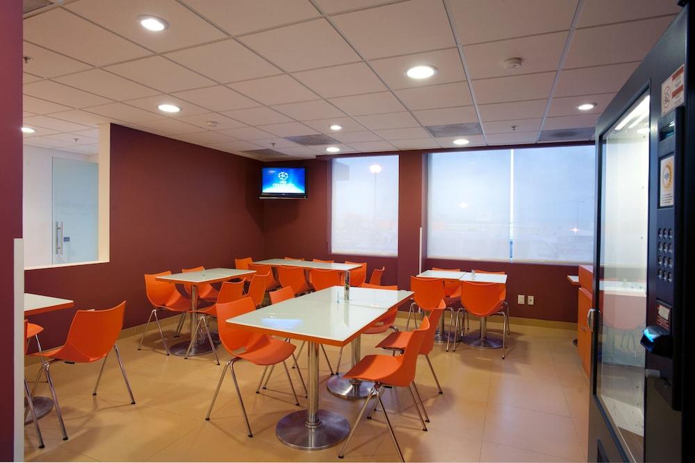 Express Junior By Marriott Otay Tijuana